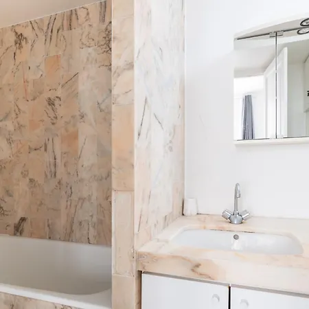 Apartment Cozy 1bdr For 4 Near Champs-elysees Paris